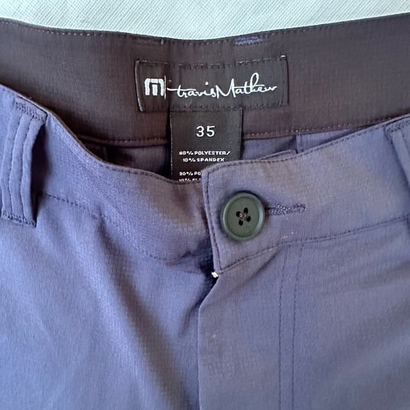 Travis Mathew Men's Lightweight Bluish-Gray Golf Shorts ~ Size 35 - Picture 4 of 8